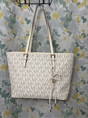 Michael Kors Cream Jet Set MK Logo Tote with Hang Charm